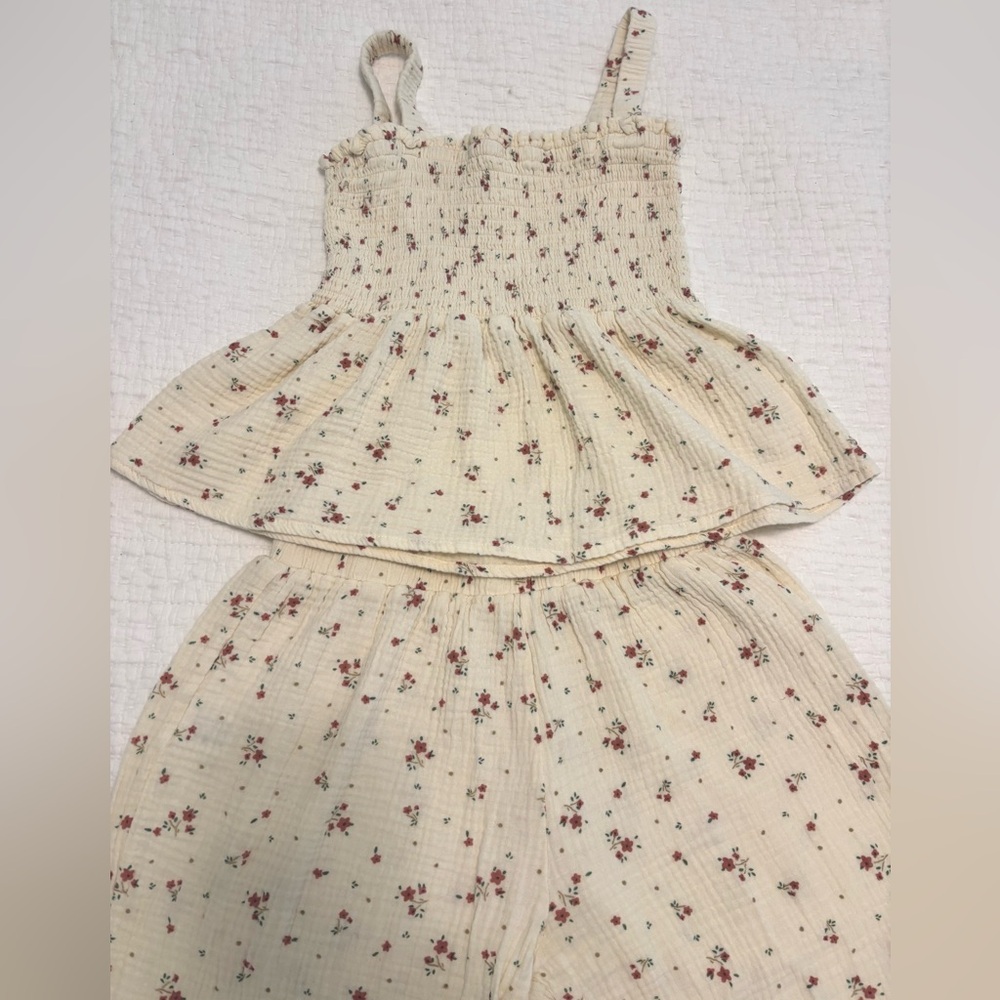 Girl’s pant/tank set